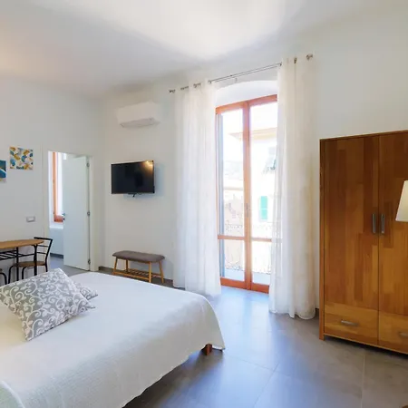 Crimar Cri Guest house